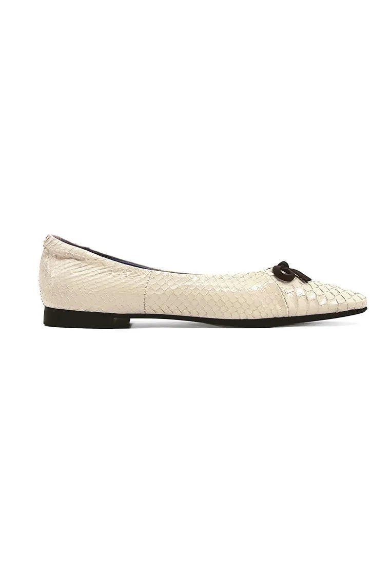 Glamour Gait Flats