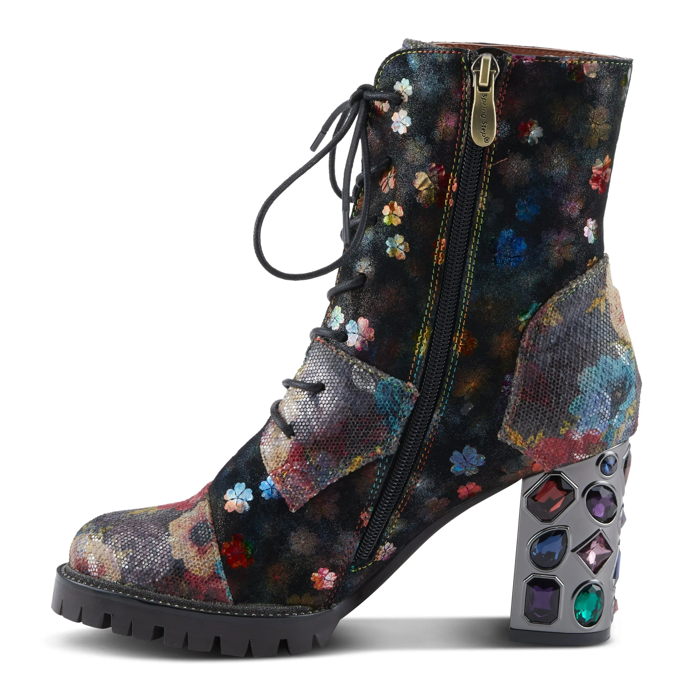 Flutterbank Artists Chic Ankle Boots in English