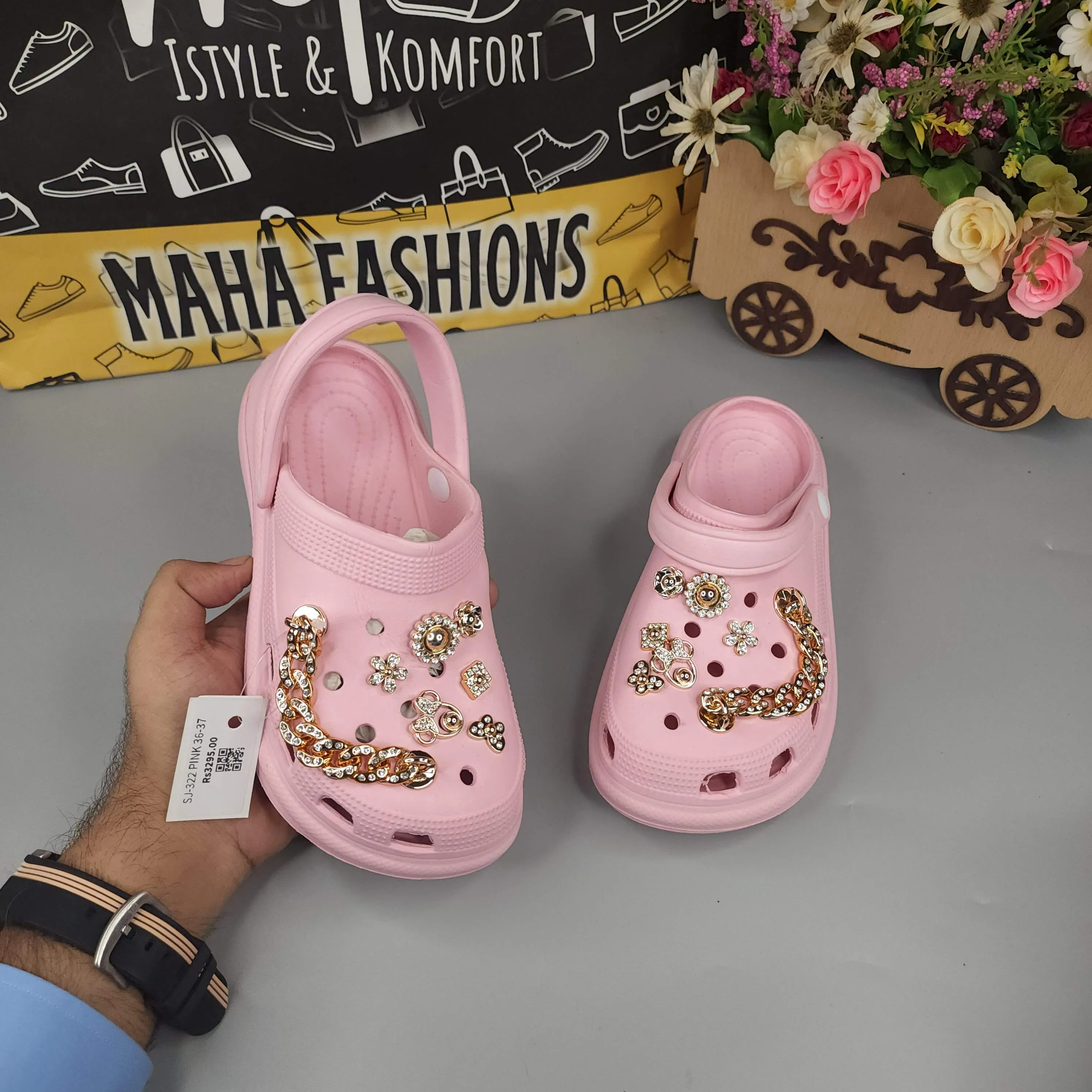 Pink Casual Slipper Sandal