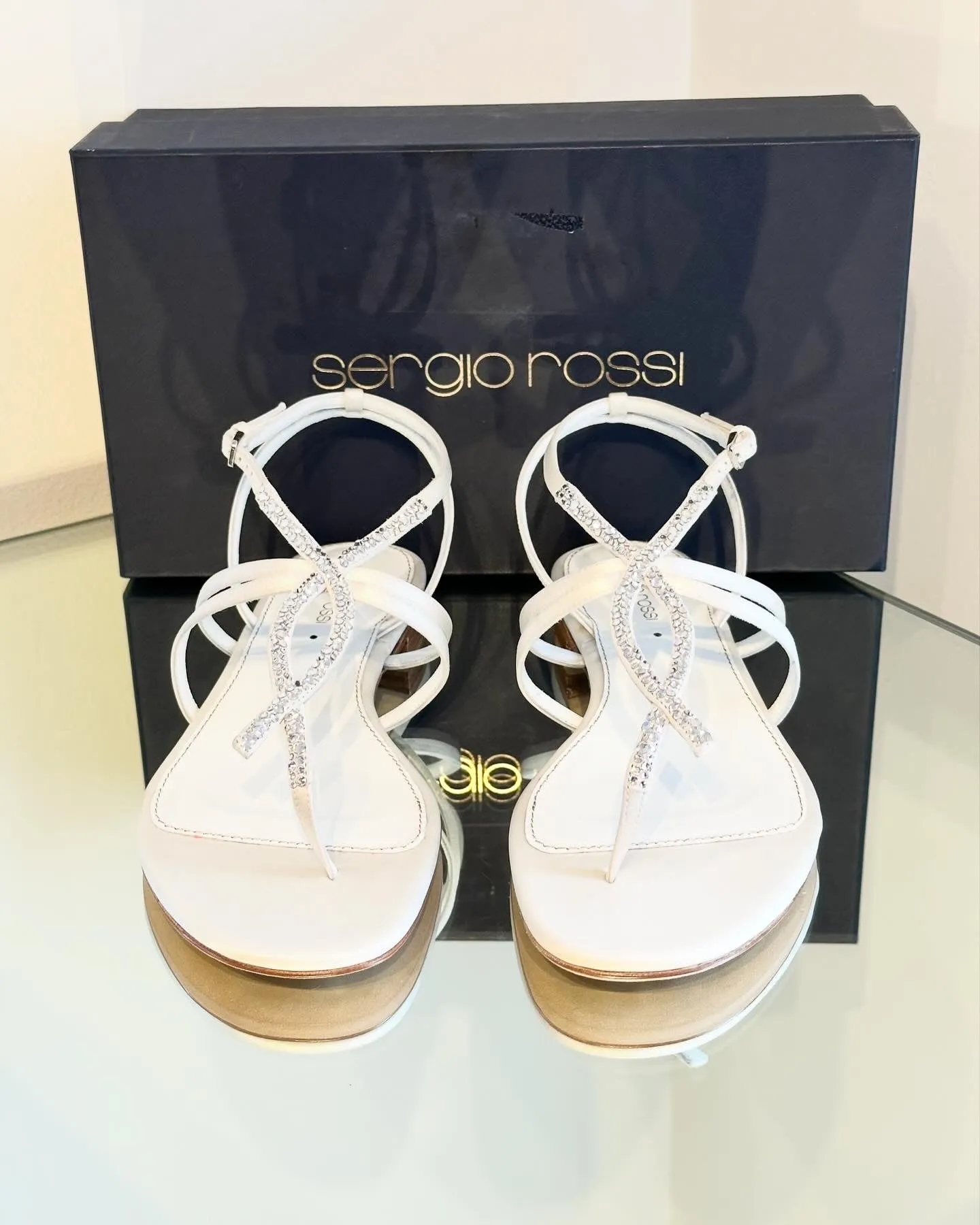 SERGIO ROSSI Thong Strap Satin Sandals