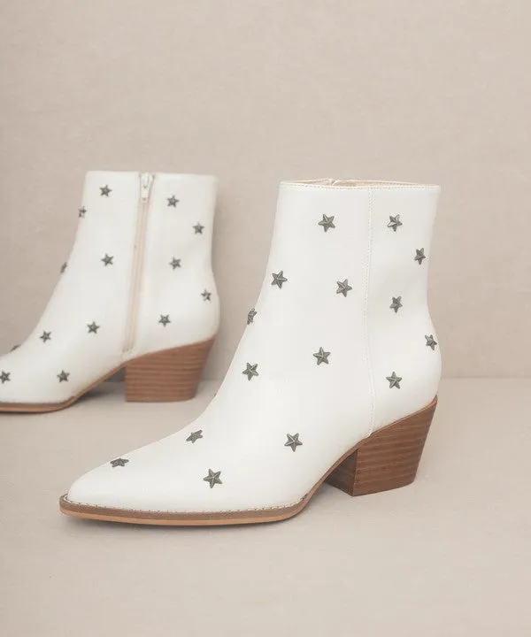 Star Studded Western Boots